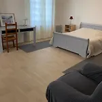 150m2 Dans Tres Grand Parc Arbore Villa
